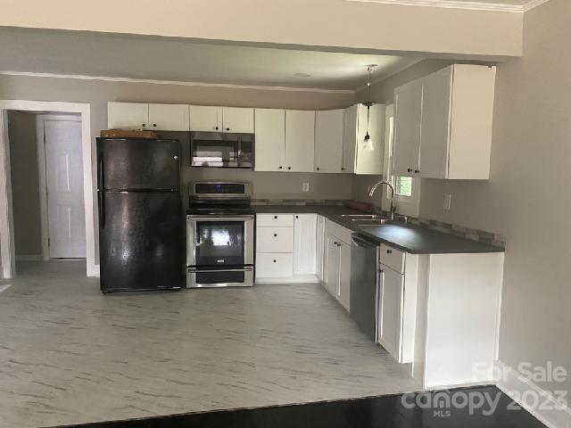 Property image 5 at 319 Parkview Court, Concord, NC 28025