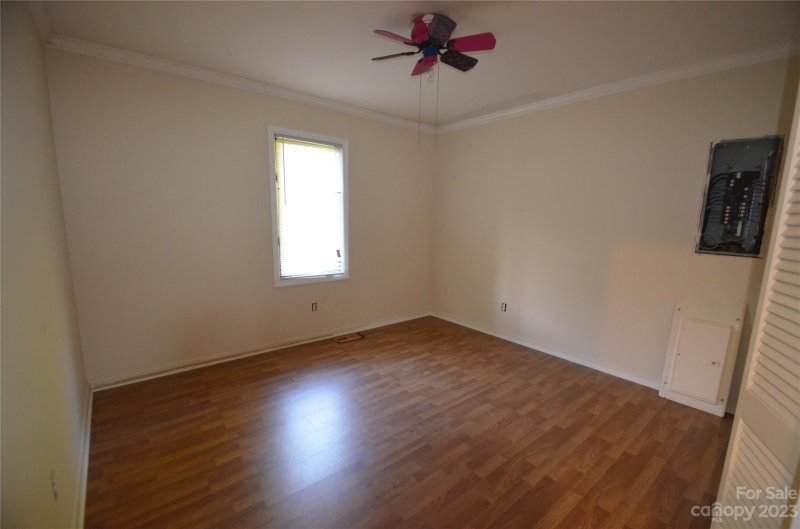 Property image 2 at 5530 Wrenn Drive, Denver, NC 28037