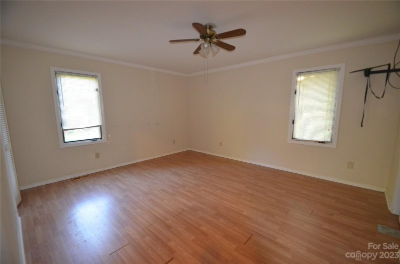 Property image 3 at 5530 Wrenn Drive, Denver, NC 28037