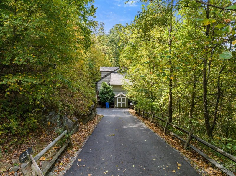 Property image 3 at 368 Tanner Trail, Waynesville, NC 28785
