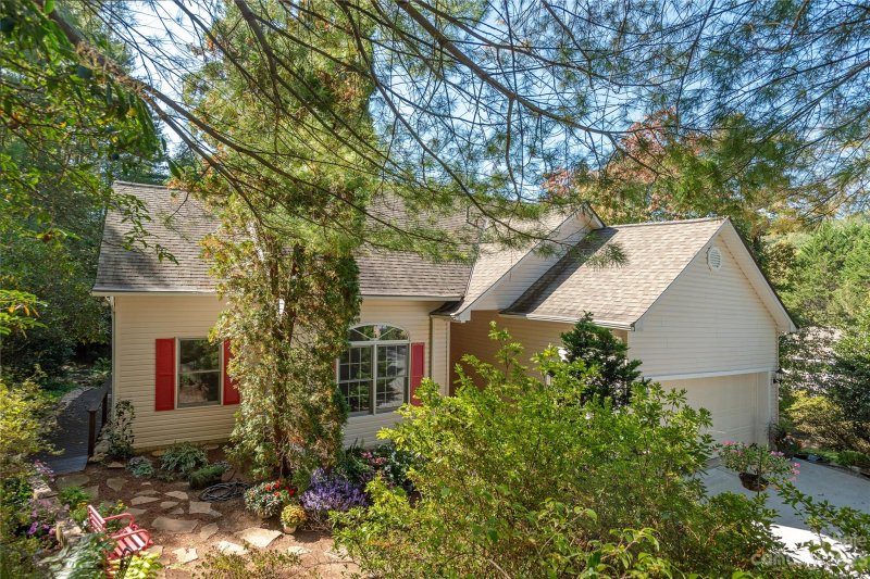 34 Wintergreen Drive