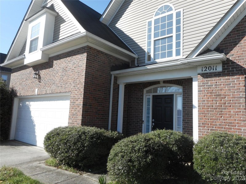 Property image 2 at 12011 Glen Hope Lane, Charlotte, NC 28269