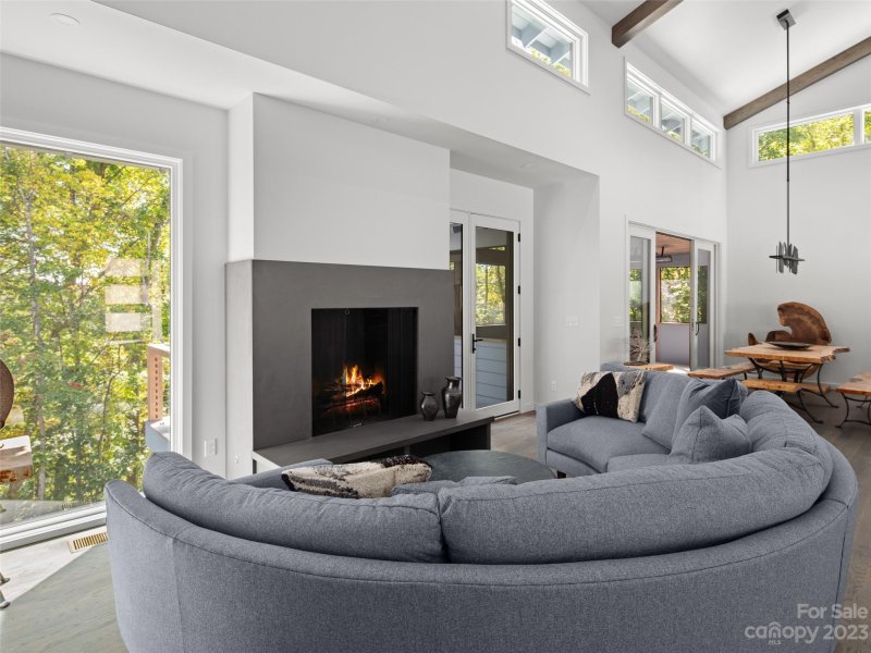 Property image 5 at 26 Hickory Top Lane, Asheville, NC 28805