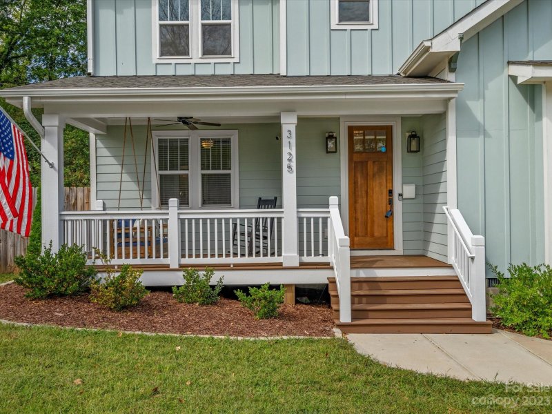 Property image 2 at 3125 Columbus Circle, Charlotte, NC 28208