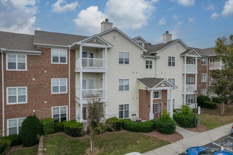 Property image 2 at 9835 Hyde Glen Court, Charlotte, NC 28262