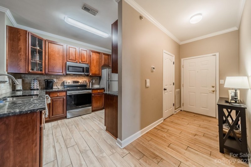 Property image 5 at 9835 Hyde Glen Court, Charlotte, NC 28262