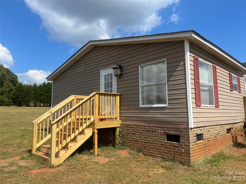 Property image 3 at 5420 Creek Run Court, Kings Mountain, NC 28086