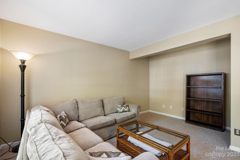 Property image 4 at 9716 Blossom Hill Drive, Huntersville, NC 28078