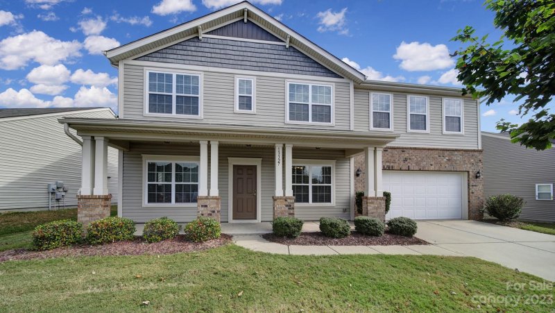 Property image 2 at 13327 Hunting Birds Lane, Charlotte, NC 28278