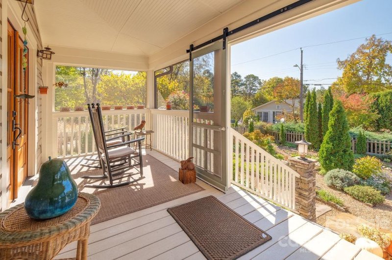 Property image 3 at 5 Elkmont Terrace, Asheville, NC 28804