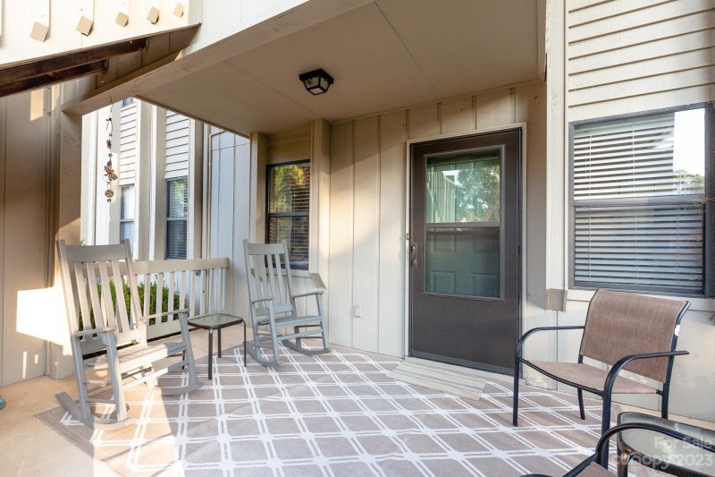 Property image 5 at 803 Abbey Circle, Asheville, NC 28805