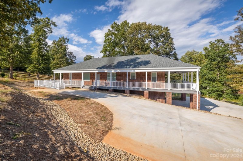 Property image 2 at 4362 Bristol Drive, Morganton, NC 28655