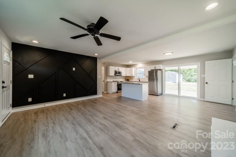 Property image 3 at 112 Lou Drive, Gastonia, NC 28052