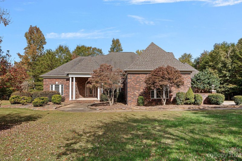 Property image 2 at 8629 Haydens Way, Concord, NC 28025