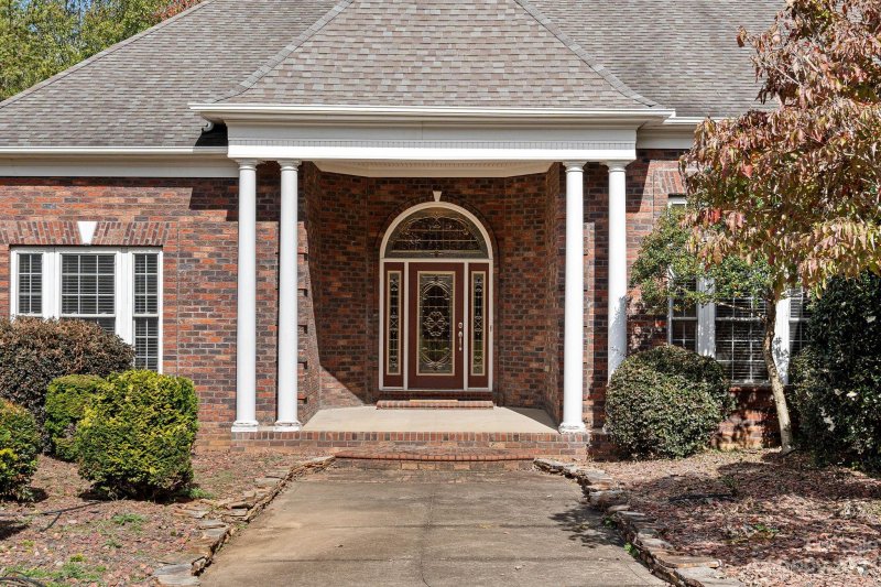 Property image 3 at 8629 Haydens Way, Concord, NC 28025