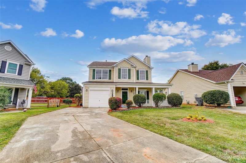 Property image 2 at 8407 Galena View Drive, Charlotte, NC 28269