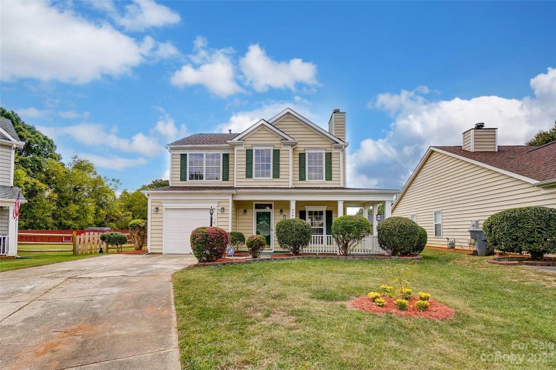 Property image 3 at 8407 Galena View Drive, Charlotte, NC 28269