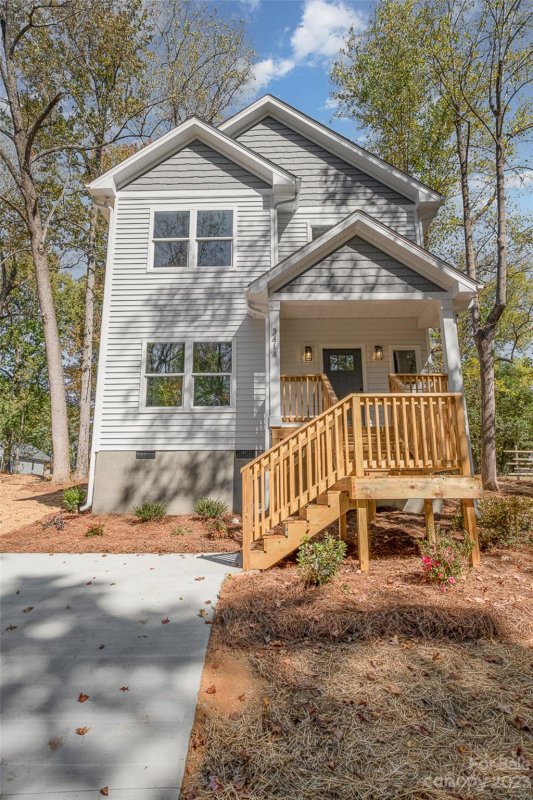 Property image 3 at 3414 Peligreni Street, Charlotte, NC 28208