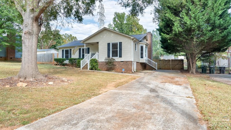 Property image 3 at 2508 Amity Avenue, Gastonia, NC 28054