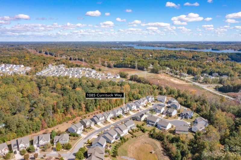 Property image 4 at 1085 Currituck Way, York, SC 29745