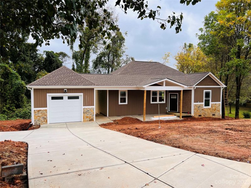 1568 Farmington Hills Drive