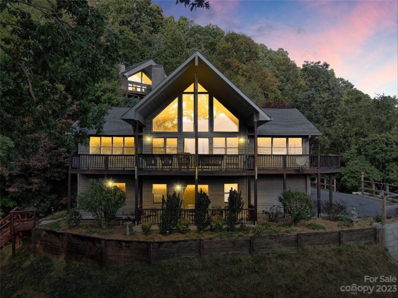 Property image 3 at 291 Grandview Cliff Heights, Maggie Valley, NC 28751