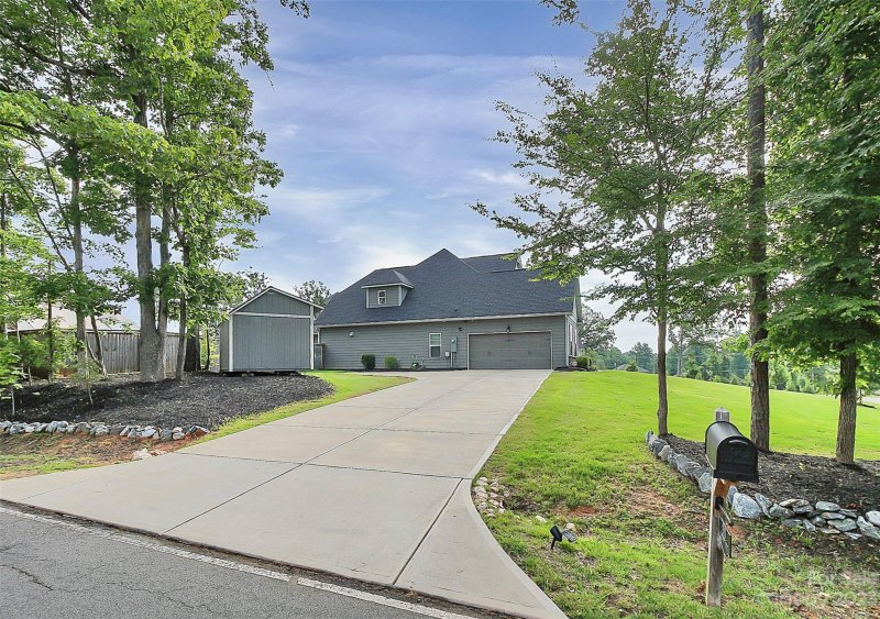 Property image 5 at 2601 Lakefront Drive, Belmont, NC 28012