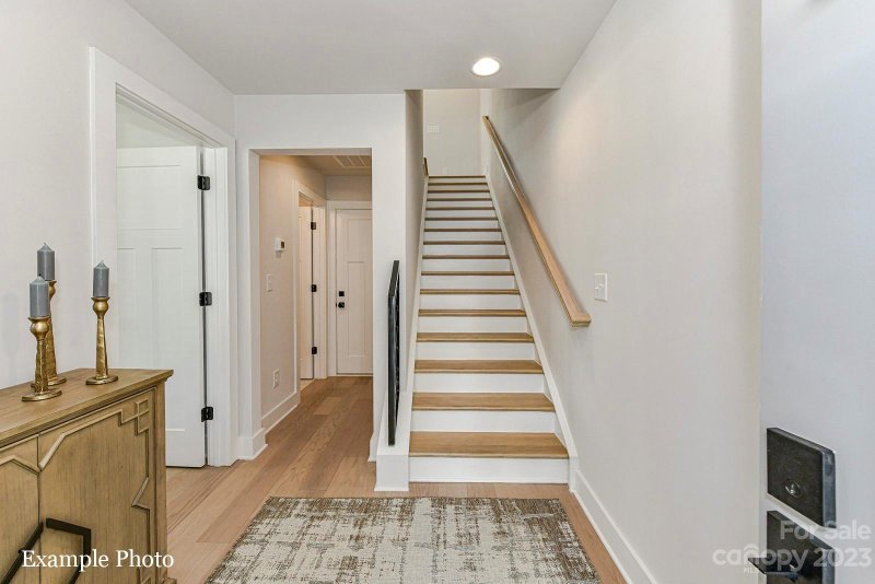 Property image 3 at 322 E Cama Street, Charlotte, NC 28217