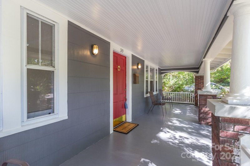 Property image 2 at 39 Tacoma Street, Asheville, NC 28801