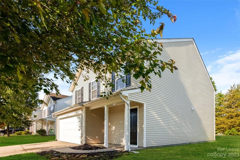 Property image 4 at 1630 Ledson Court, Charlotte, NC 28214