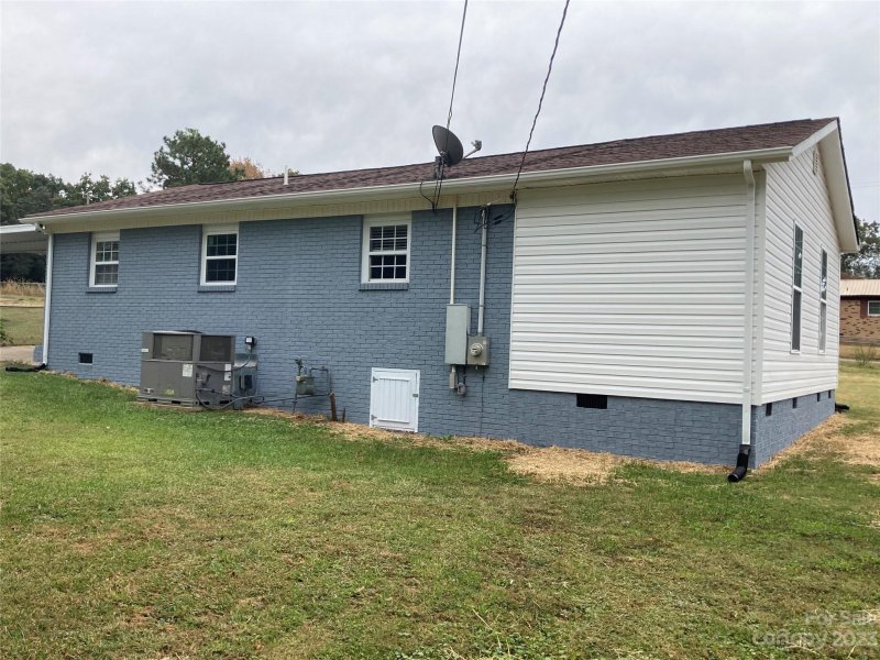 Property image 5 at 410 Homestead Drive, Gastonia, NC 28056