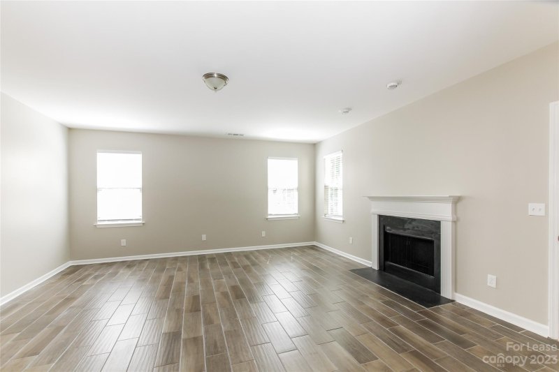Property image 5 at 3802 Pauline Lane, Charlotte, NC 28216