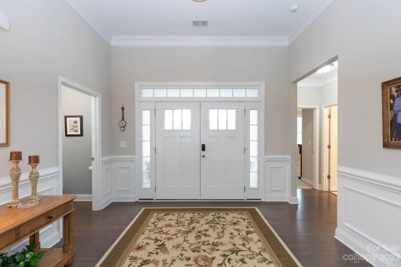 Property image 3 at 324 Robinwood Lane, Lake Wylie, SC 29710