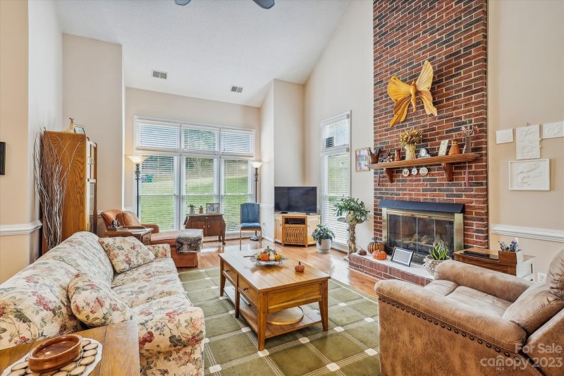 Property image 4 at 1208 Long Paw Lane, Charlotte, NC 28214