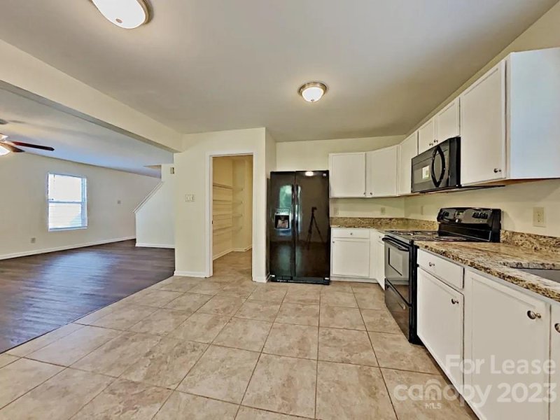 Property image 5 at 7602 Eben Drive, Charlotte, NC 28269