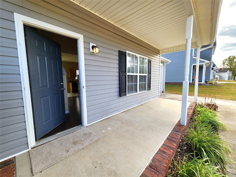 Property image 2 at 941 Anchor Way, Kannapolis, NC 28083