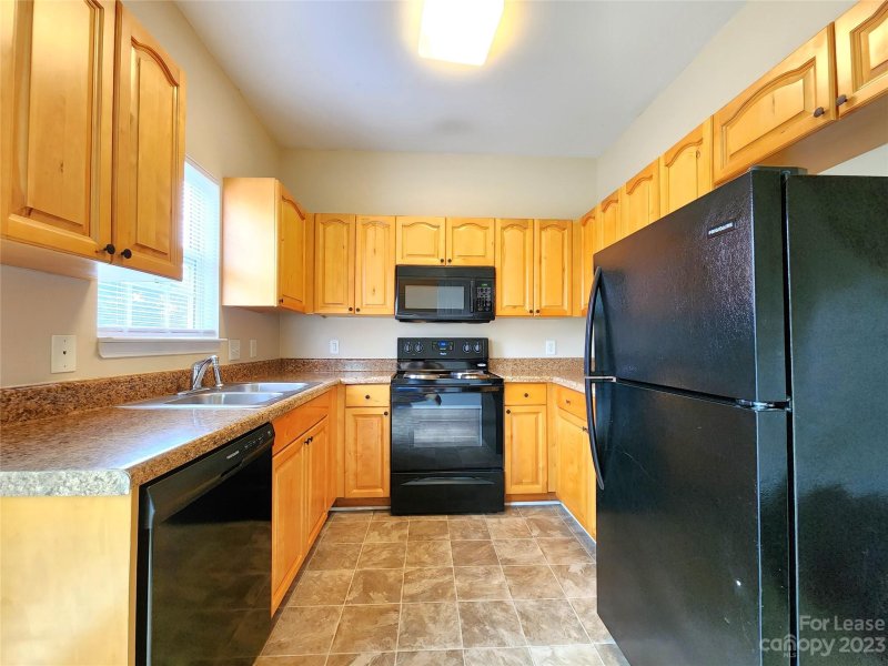 Property image 4 at 941 Anchor Way, Kannapolis, NC 28083