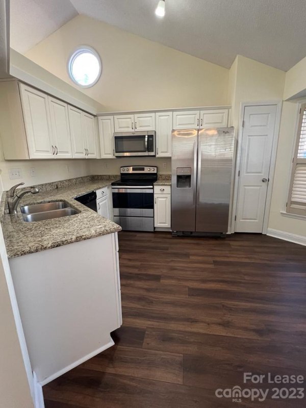 Property image 5 at 9608 Harness Lane, Matthews, NC 28105