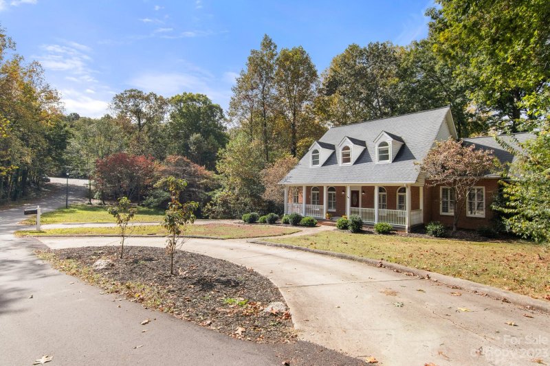 Property image 3 at 435 Country Club Court, Shelby, NC 28150