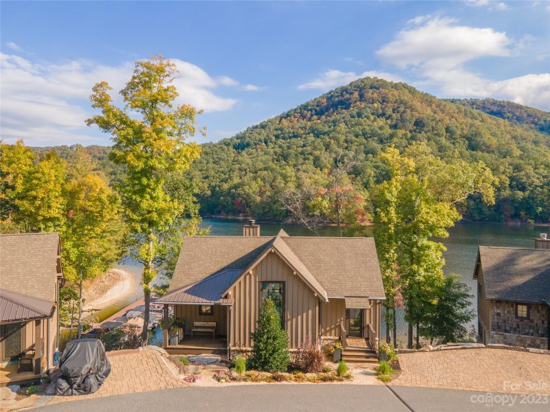 Property image 2 at 571 Harbor Ridge Drive, Tuckasegee, NC 28783