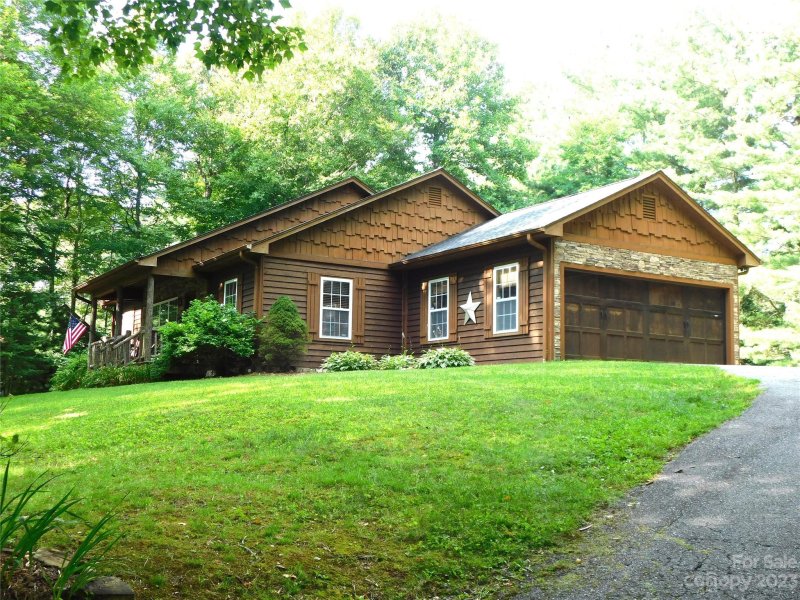 Property image 2 at 919 Balsam Drive Balsam Drive, Newland, NC 28657