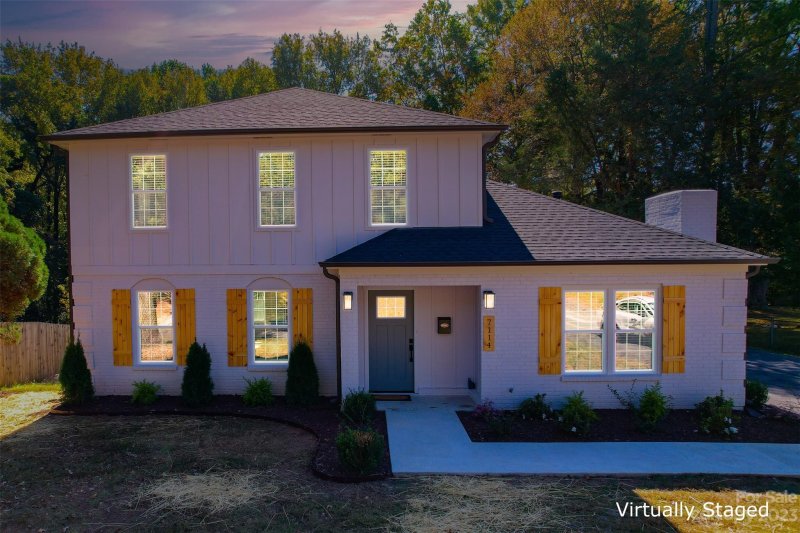 Property image 4 at 7114 Covecreek Drive, Charlotte, NC 28215