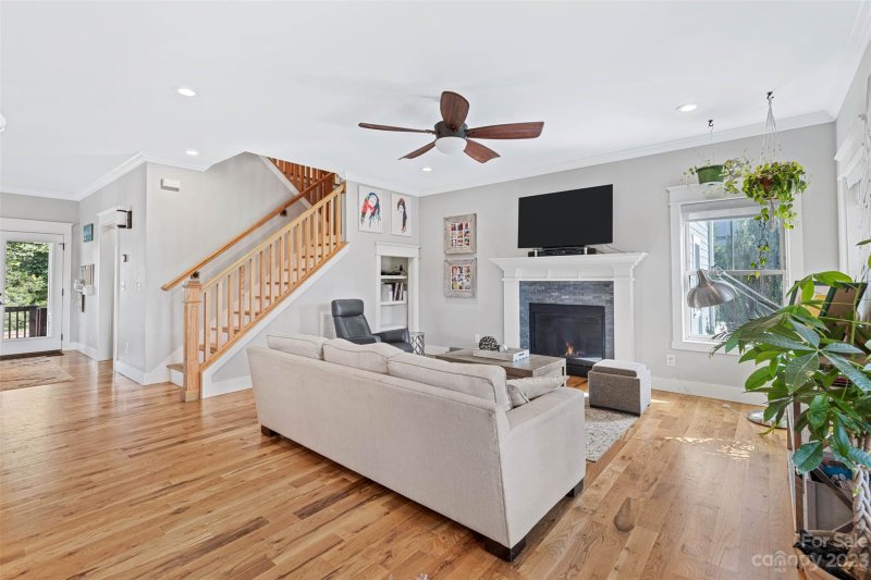 Property image 3 at 21 Shaker Court, Asheville, NC 28805