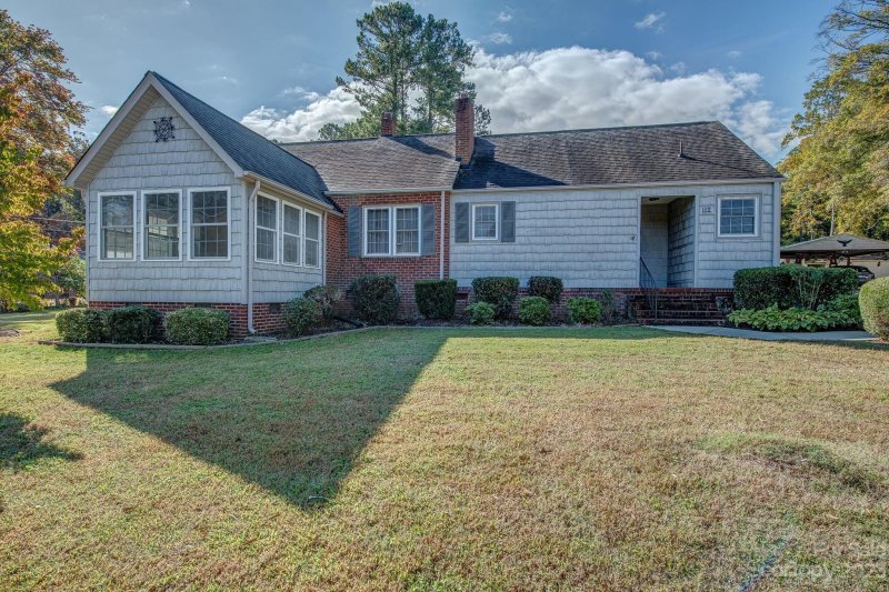 Property image 3 at 112 Oak Trail, Belmont, NC 28012