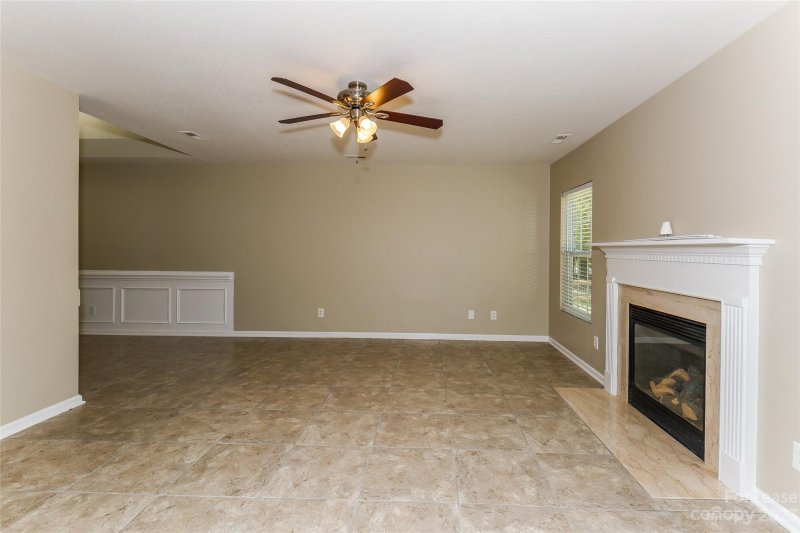 Property image 3 at 11732 Village Pond Drive, Charlotte, NC 28278