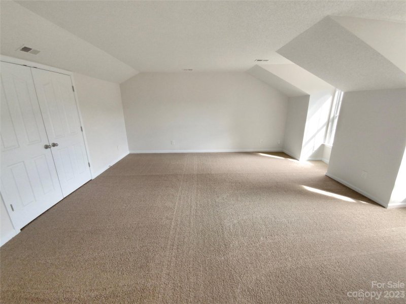 Property image 5 at 6834 Squirrels Foot Court, Charlotte, NC 28217