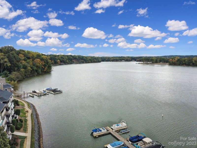 Property image 3 at 7324 Lakefront Drive, Charlotte, NC 28278