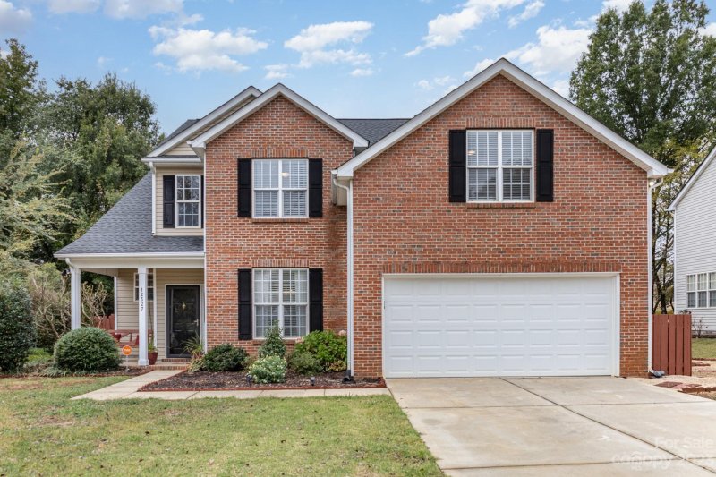 Property image 2 at 12527 Wandering Brook Drive, Charlotte, NC 28273