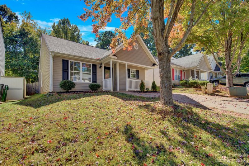 Property image 3 at 8405 Kings Creek Drive, Charlotte, NC 28273