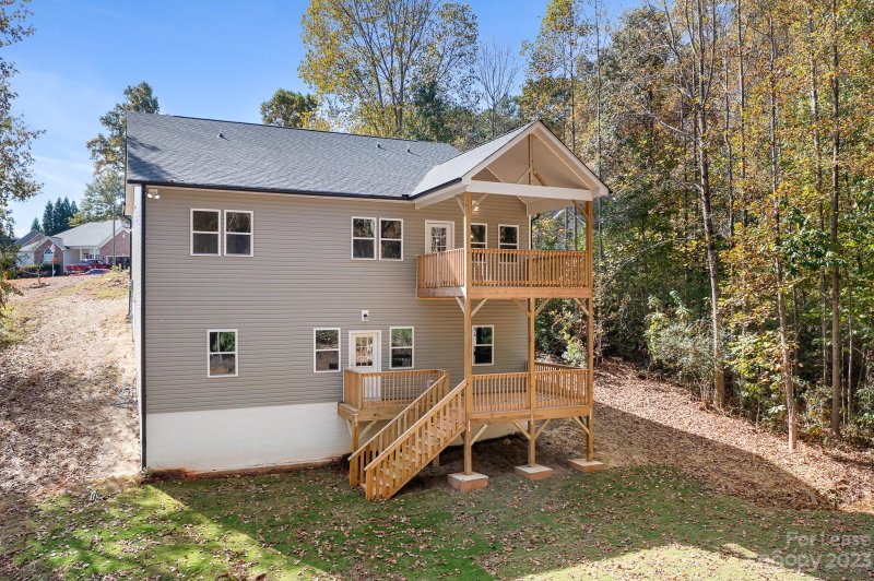 Property image 4 at 112 Pine Bluff Court, Mount Holly, NC 28120